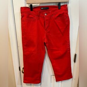 Women’s Levi’s Strauss Signature Capri Jeans, size 8